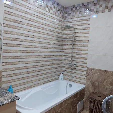 Apartament Mili Apartament Coresi *
